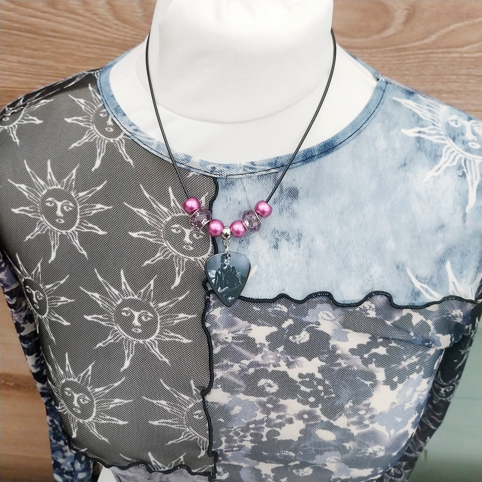 Handmade Sex Pistols Sid Vicious Necklace Punk Festival guitar plectrum