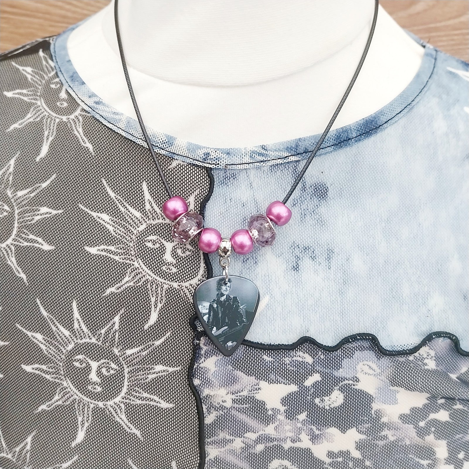 Handmade Sex Pistols Sid Vicious Necklace Punk Festival guitar plectrum