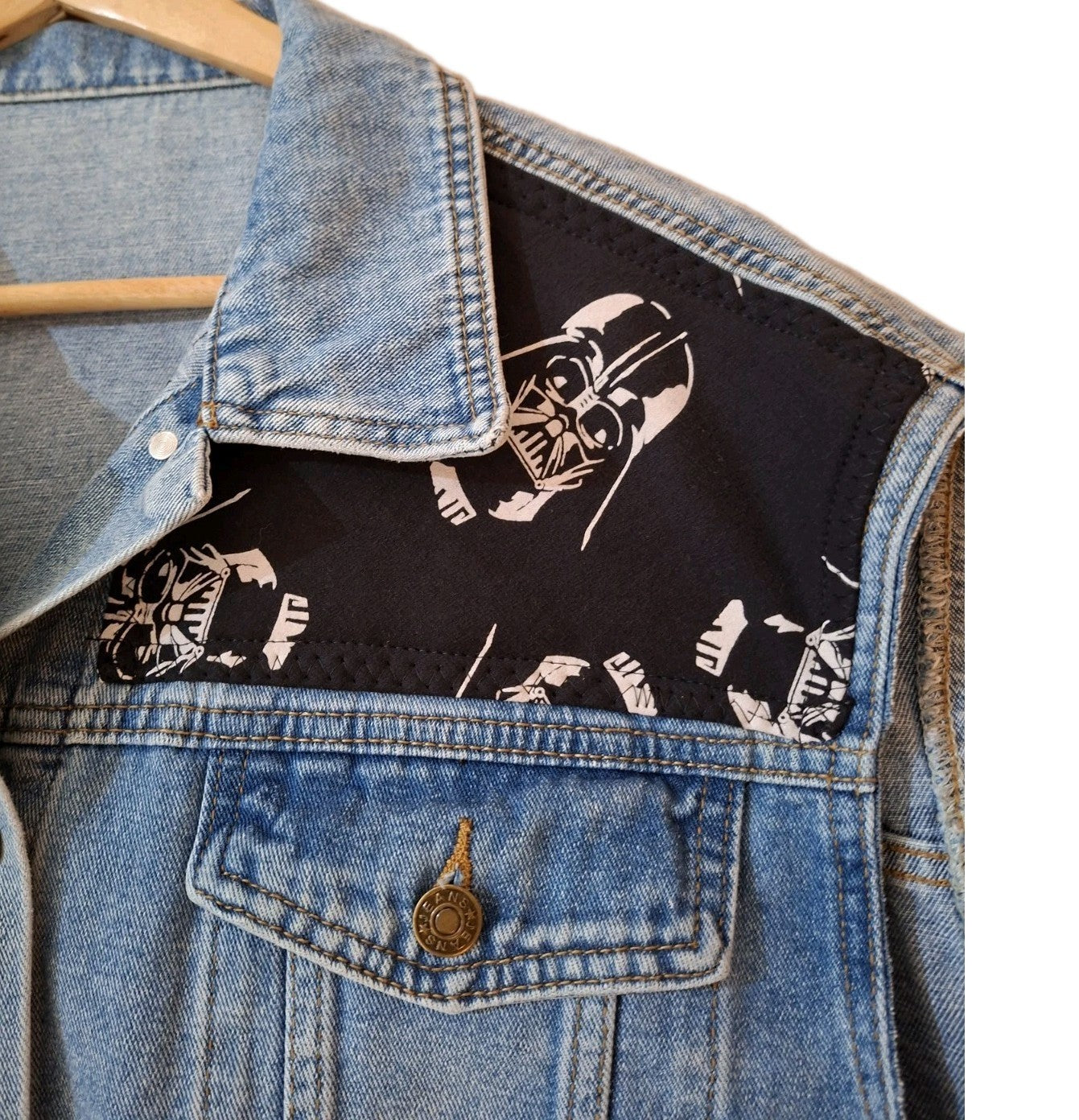 Reworked denim jacket with Star Wars Print on Back Size Extra Large Battle Jacket