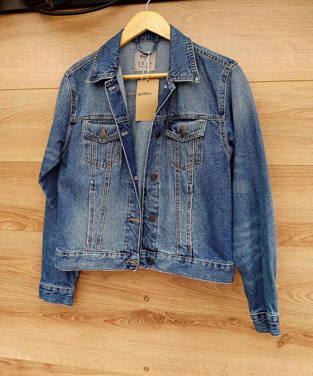 Reworked vintage denim jacket with Metallica on back Size XL