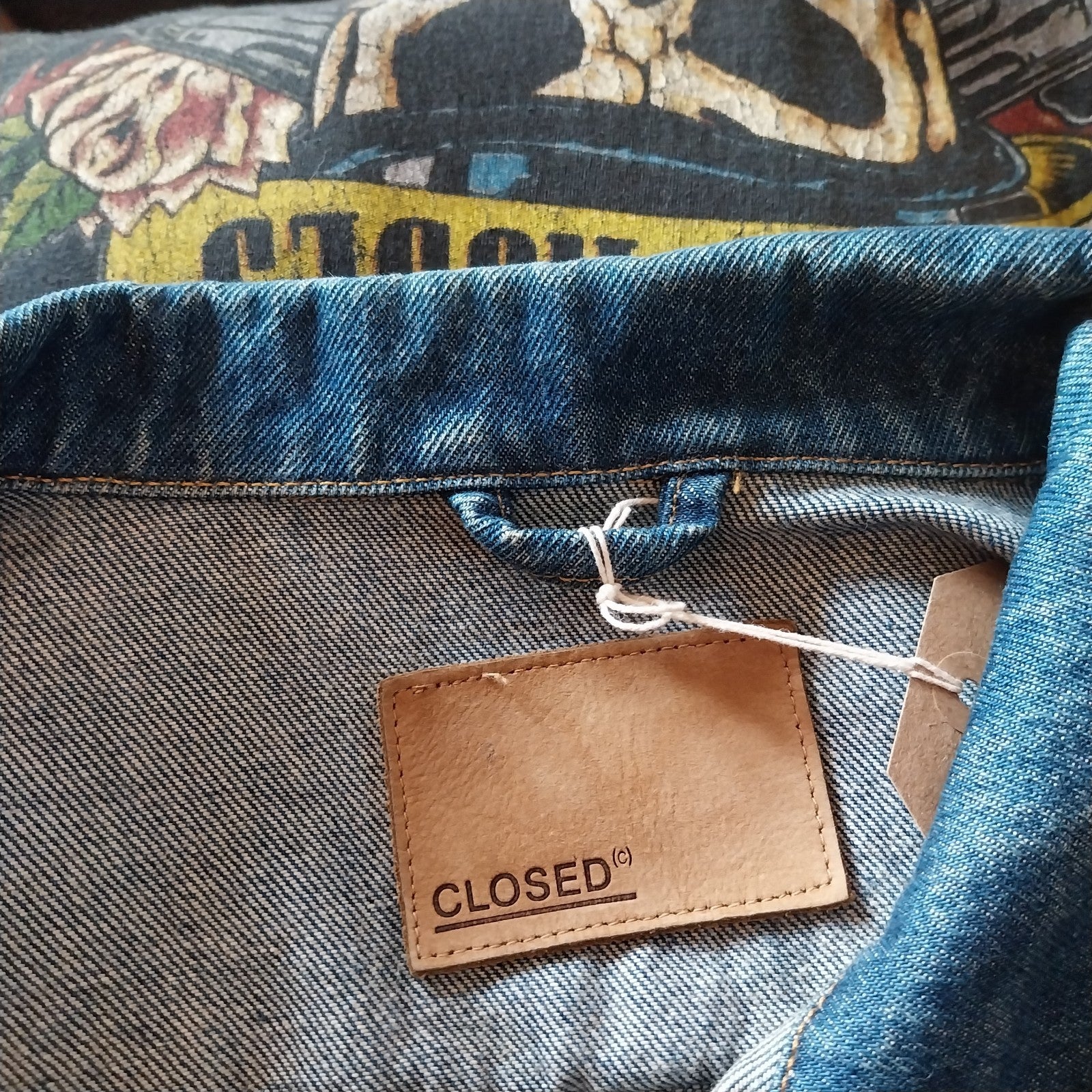 Reworked vintage denim jacket with Guns n Roses on back Size Large