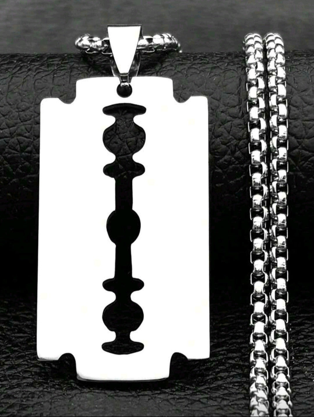 Razor Blade Pendant Necklace – Unisex Stainless Steel Chain Goth Punk Grunge