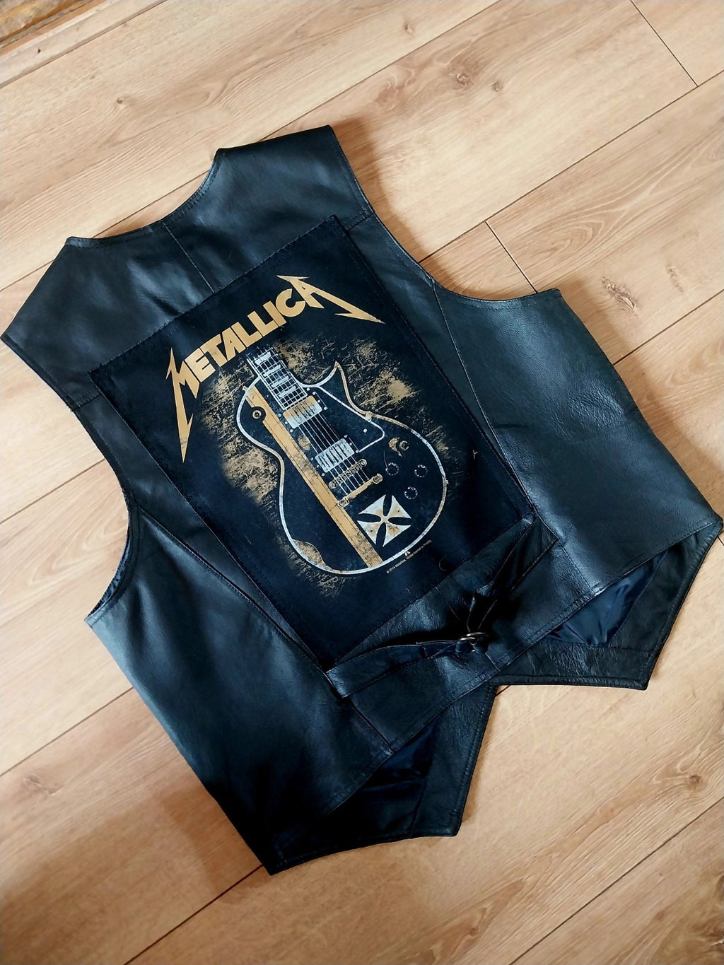 Vintage black leather waistcoat Metallica on Back biker Size Large FESTIVAL