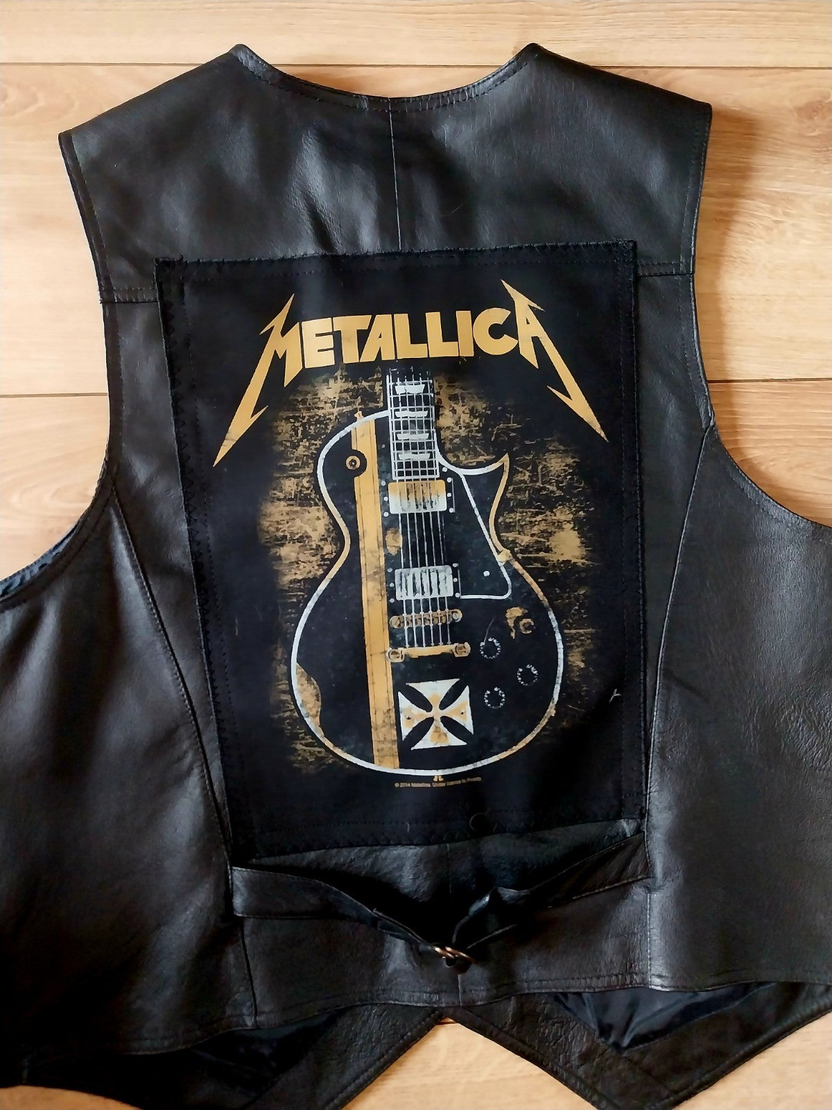 Vintage black leather waistcoat Metallica on Back biker Size Large FESTIVAL